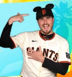Giants-Mickey-Mouse-Day-vs-LAD-1.png